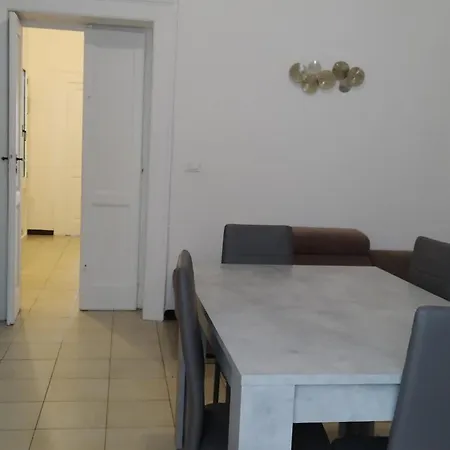 Cconforthotels Crispi Apartment