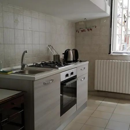 Cconforthotels Crispi 3* Bari