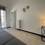 Апартаменты Cconforthotels Crispi Бари