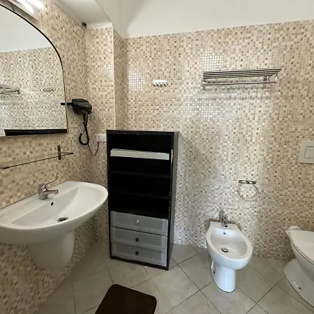 Cconforthotels Crispi Lejlighed