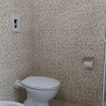 Cconforthotels Crispi Lejlighed Bari